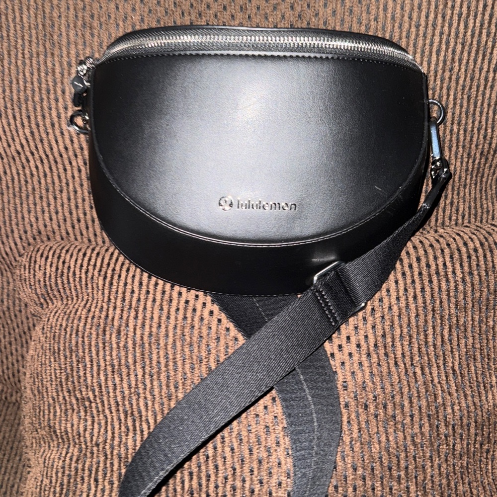 Lululemon leather alternative crossbody